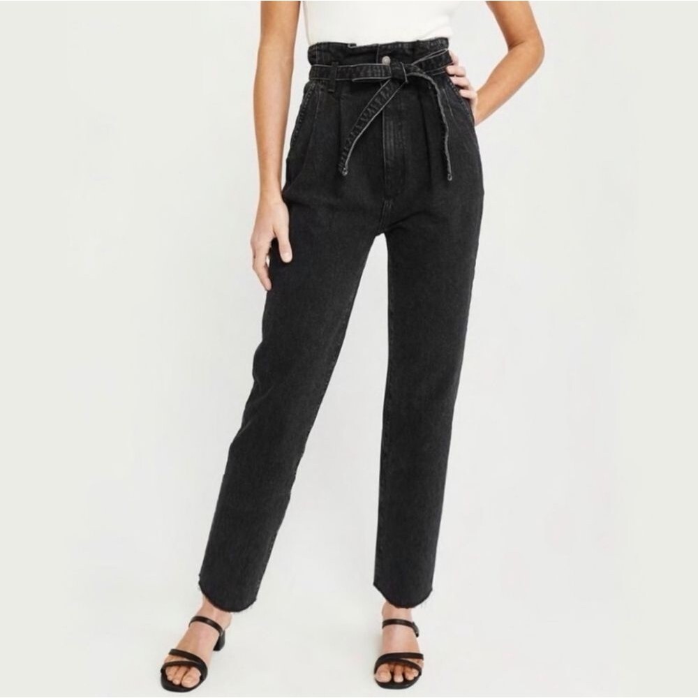 Abercrombie & Fitch Women Jean Ultra High Rise Raw Hem Pleated Size 28/6